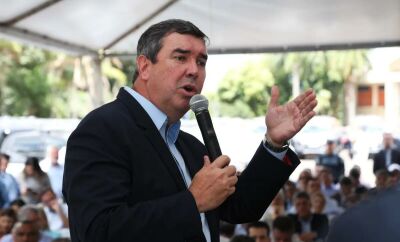 Imagem da notícia Eduardo Riedel aparece entre os governadores mais bem avaliados do país, com 78% de aprovação